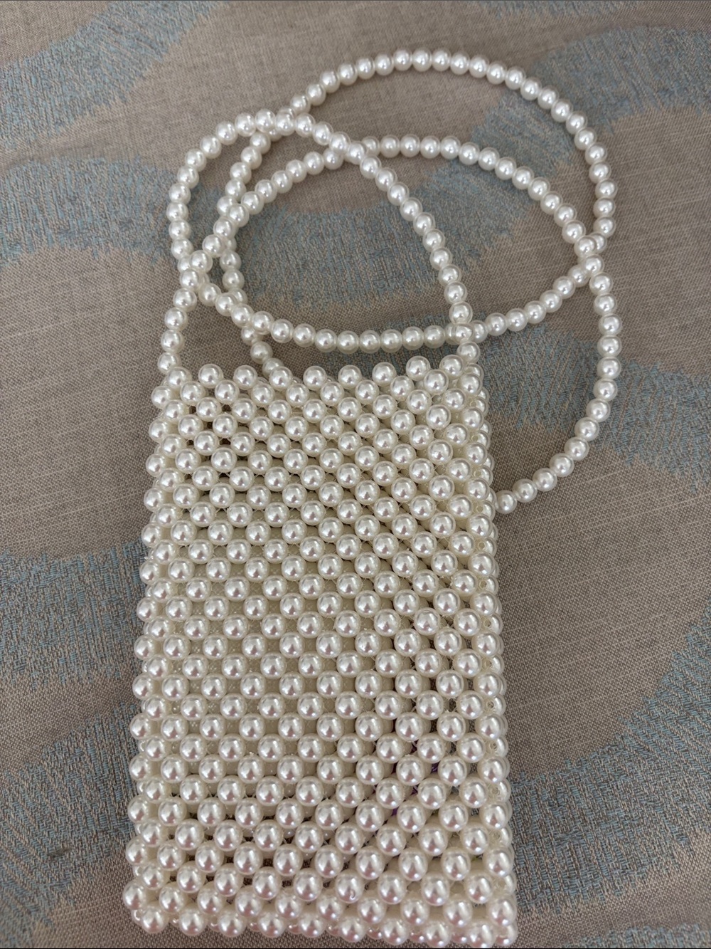 Faux pearl crossbody - Picture 3 of 3